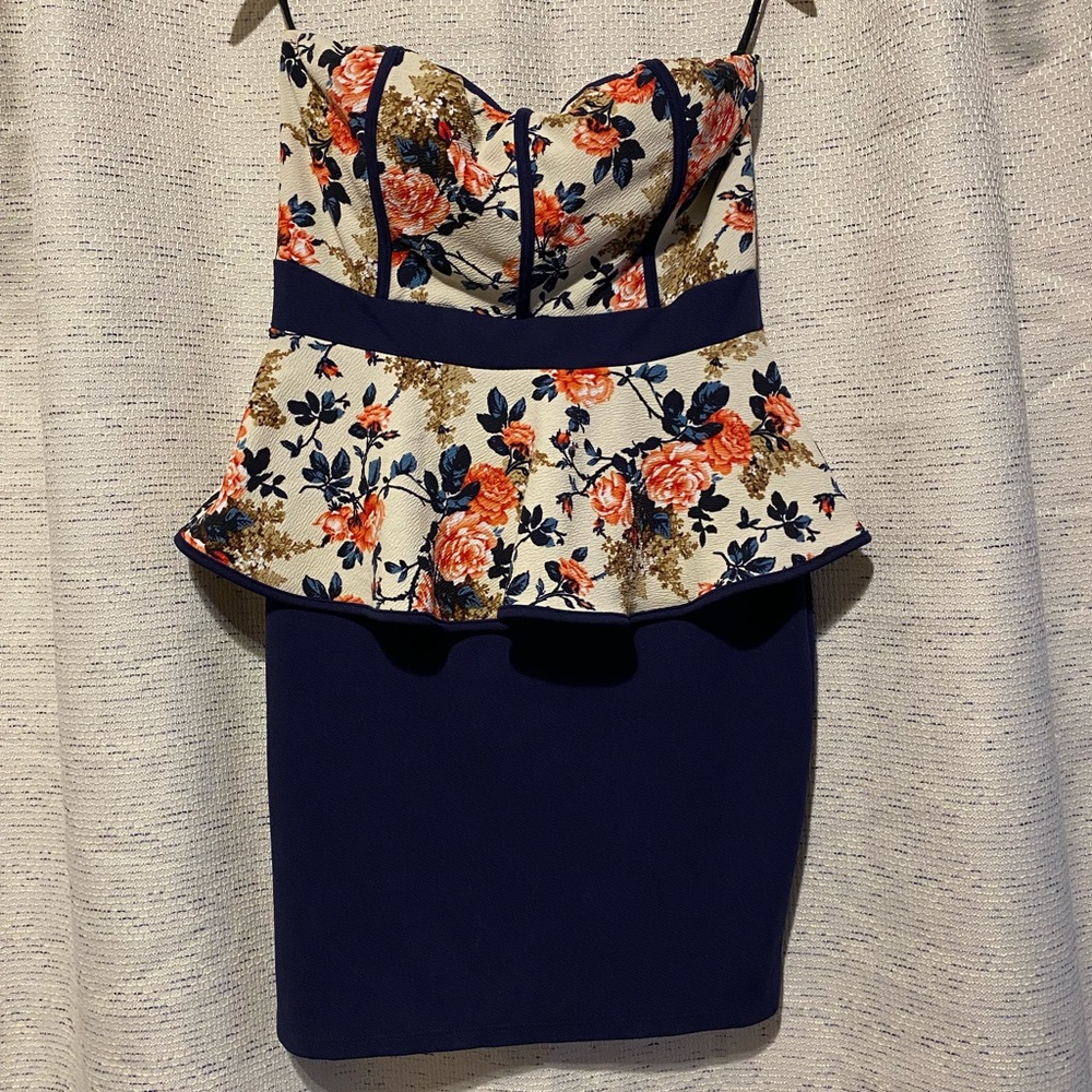 Fashion Magazine Strapped Floral Dress